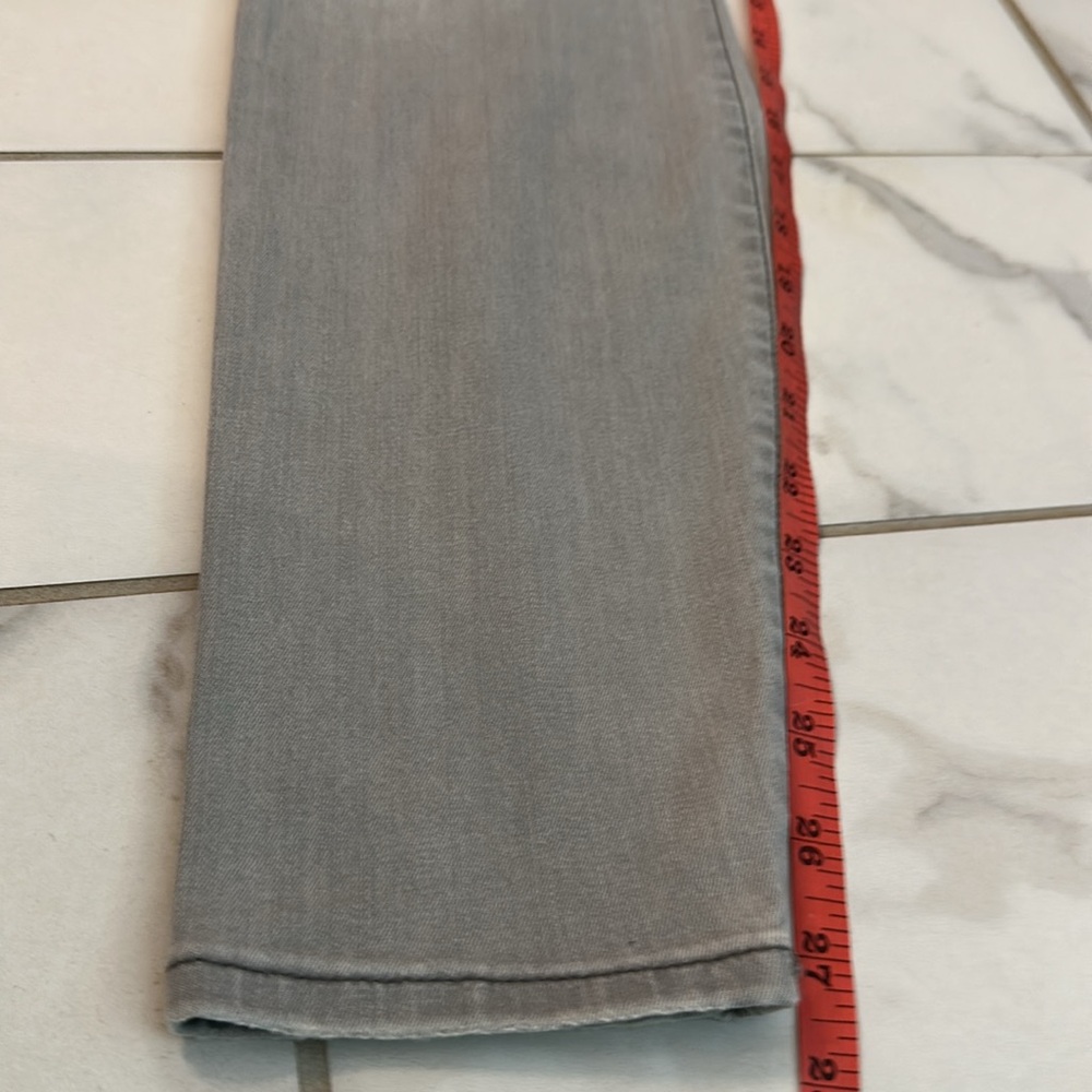 White House Black Market Light Gray Denim Leggings - Picture 7 of 7